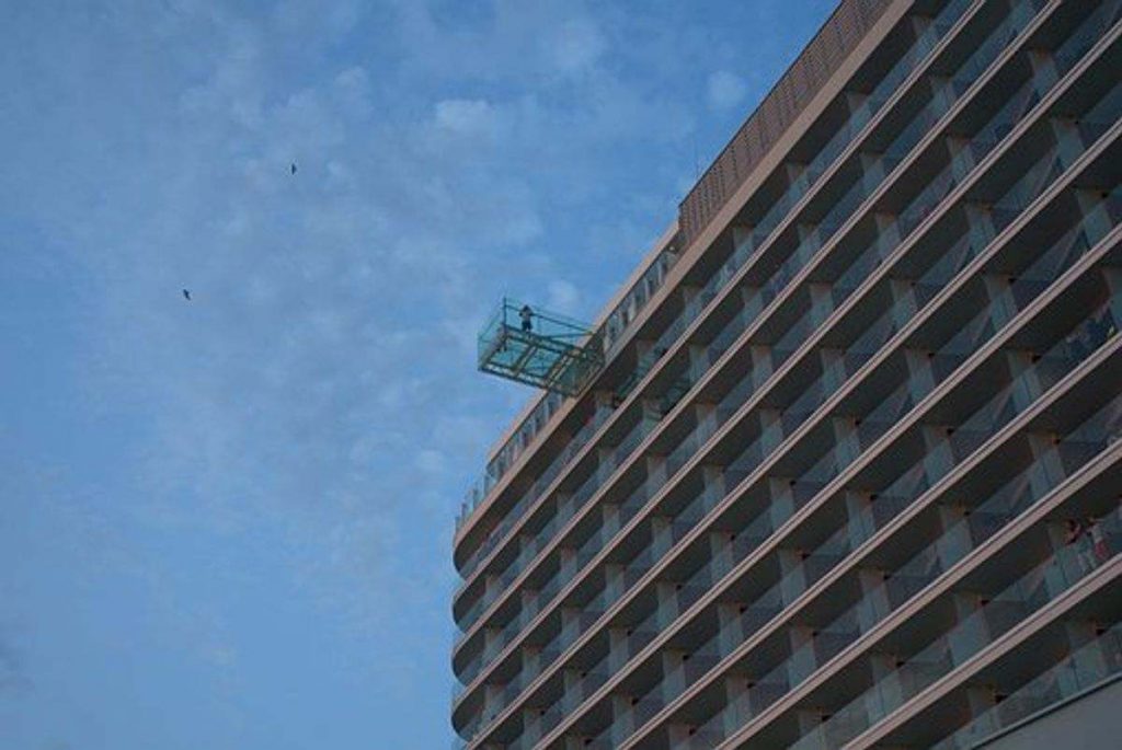 Facade Cleaning Services In Dubai