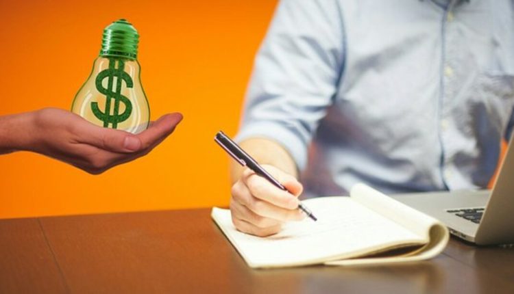 How to Hire a Freelance Writer