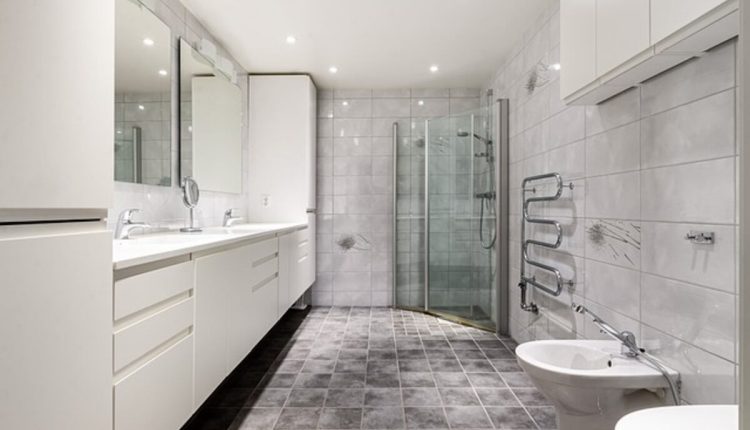 vách ngăn vệ sinh compact
