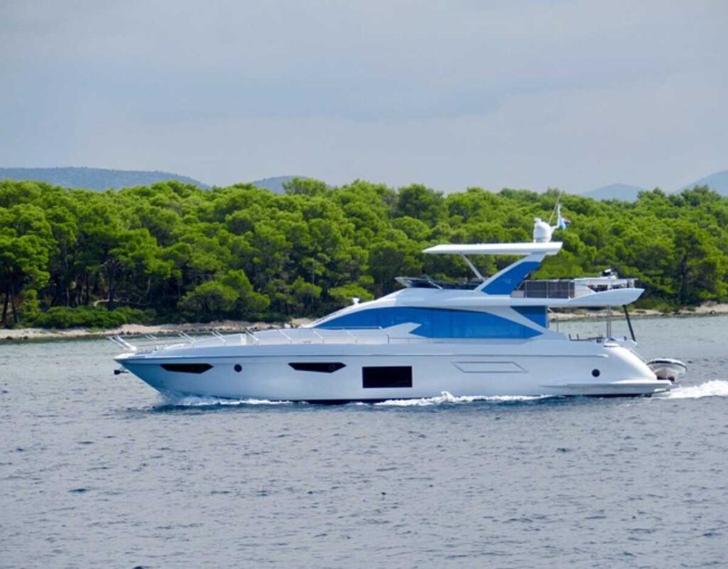 yacht charter hong kong